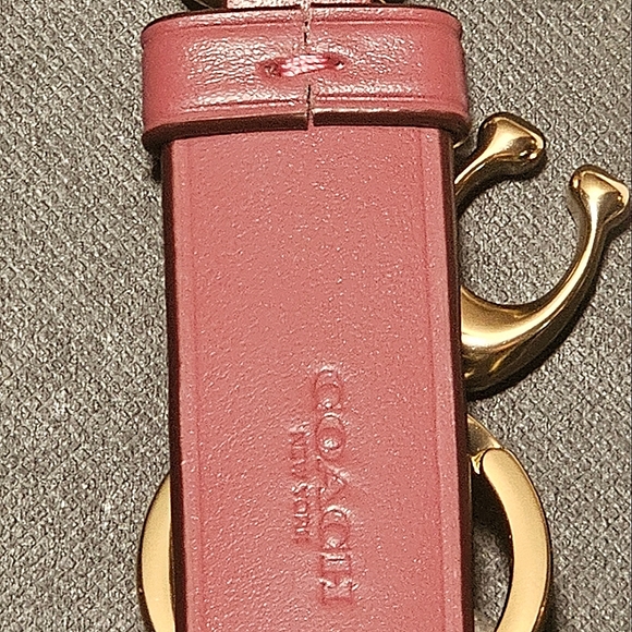 COACH TRIGGER SNAP BAG CHARM (NWT) - Picture 4 of 9